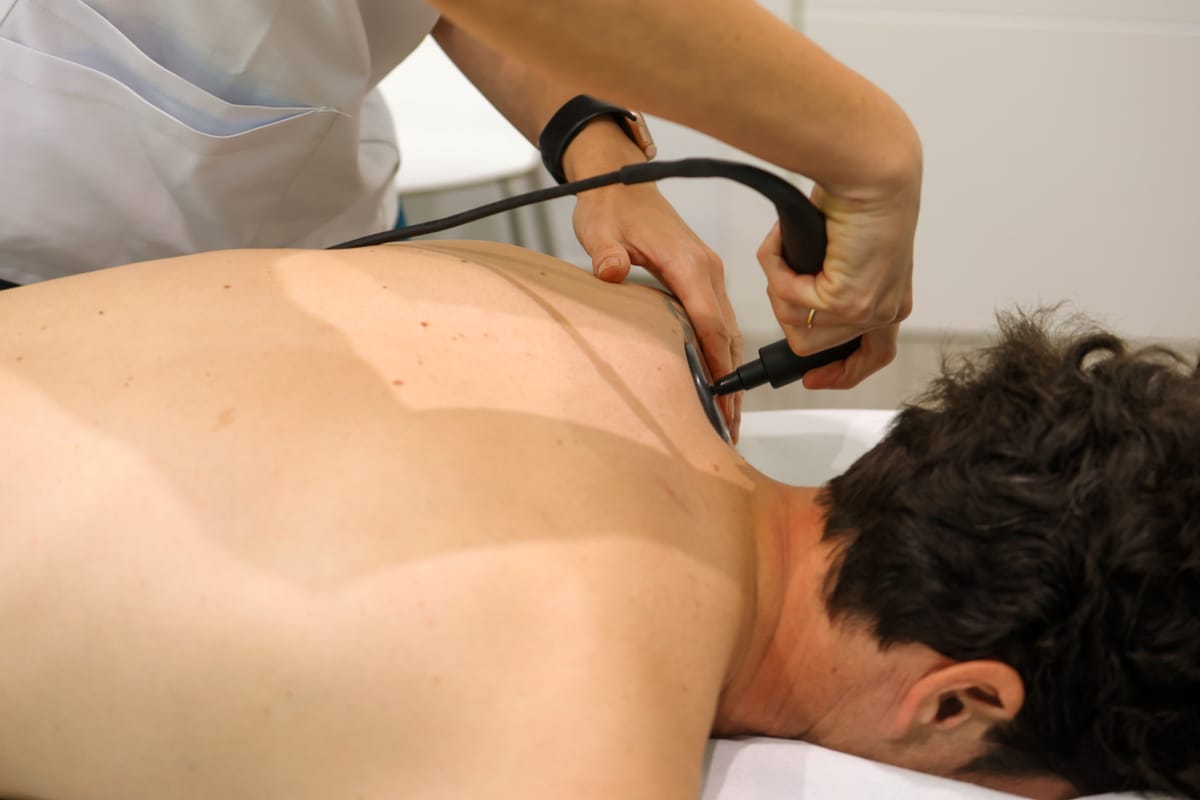 Sobrecarga de cuello y trapecios: causas y tratamiento